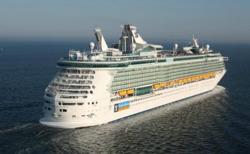 Royal Caribbean passengers sick with gastrointestinal bug, Report Royal Caribbean passengers sick with gastrointestinal bug, Report