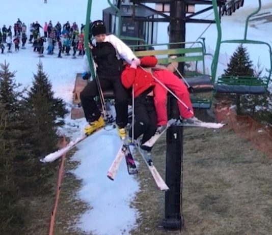Girl Falls 25 Feet From Ski Lift During Rescue Attempt On Slope in Lawrenceburg, Indiana Girl Falls 25 Feet From Ski Lift During Rescue Attempt On Slope in Lawrenceburg, Indiana