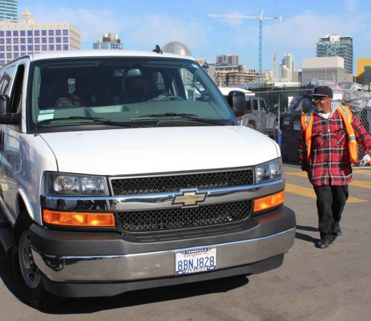 Kevin Barber helps San Diego homeless get jobs Kevin Barber helps San Diego homeless get jobs