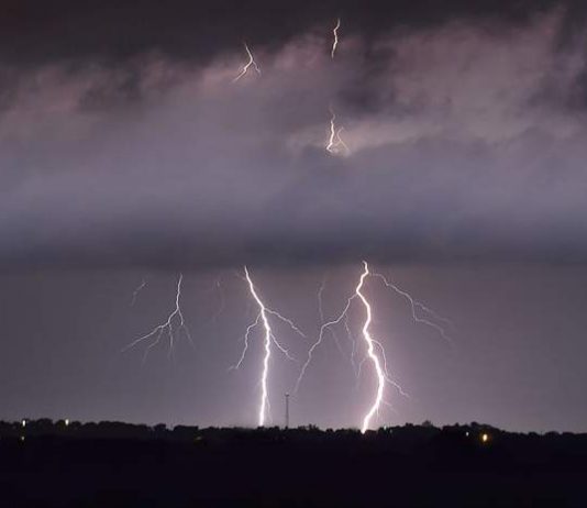 Ottawa residents warned of severe thunderstorms, Report Ottawa residents warned of severe thunderstorms, Report