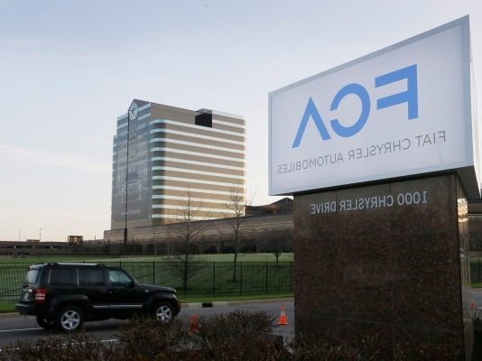 Liberal government writes off $1.1B US loan to Chrysler, Report Liberal government writes off $1.1B US loan to Chrysler, Report