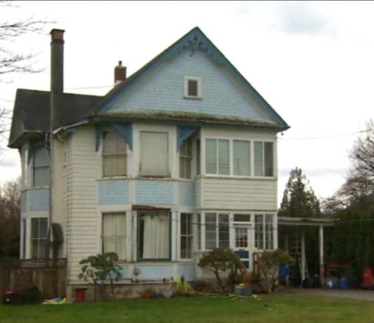 Chilliwack heritage home offered for free, Report Chilliwack heritage home offered for free, Report