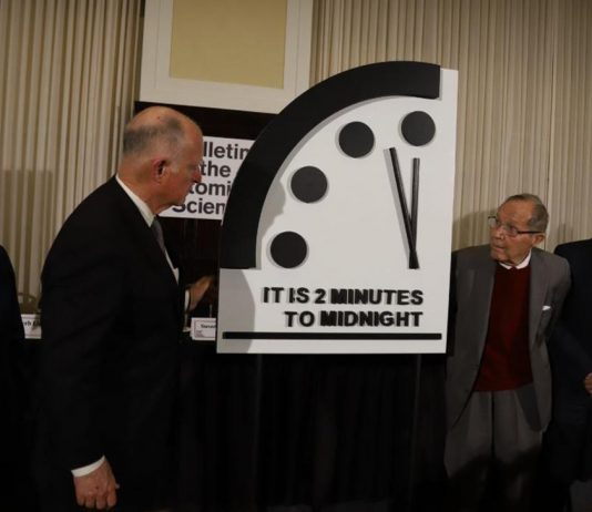 Doomsday Clock close to apocalypse time (Reports) Doomsday Clock close to apocalypse time (Reports)