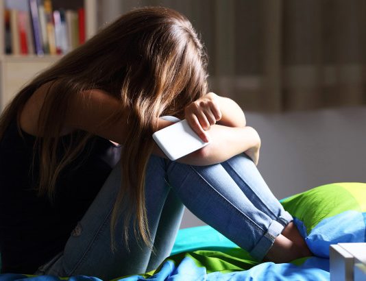 Girls ‘suffer more depression linked to social media’, UCL study finds Girls 'suffer more depression linked to social media', UCL study finds