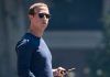Mark Zuckerberg halts stock sales as Facebook shares slide (Report) Mark Zuckerberg halts stock sales as Facebook shares slide (Report)