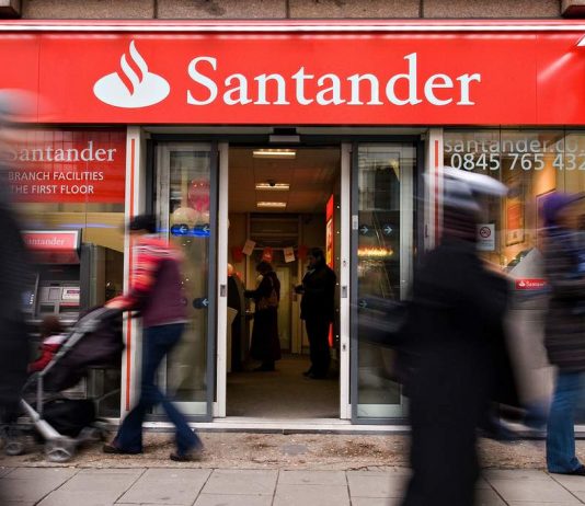Santander to close 140 branches putting 1270 jobs at risk (Reports) Santander to close 140 branches putting 1270 jobs at risk (Reports)
