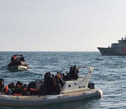 34 migrants rescued from one boat in Channel (Reports) 34 migrants rescued from one boat in Channel (Reports)
