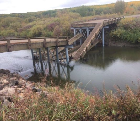 Sask. bridges need weight restrictions for safety (Reports) Sask. bridges need weight restrictions for safety (Reports)