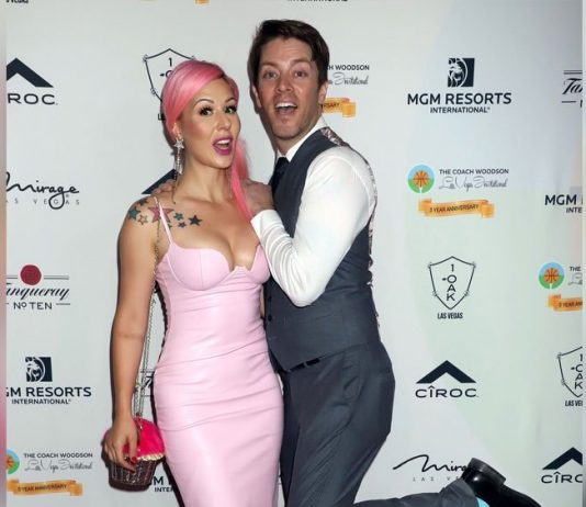 J.S. Scott Marries Annalee Belle In Halloween Wedding (Photo) J.S. Scott Marries Annalee Belle In Halloween Wedding (Photo)