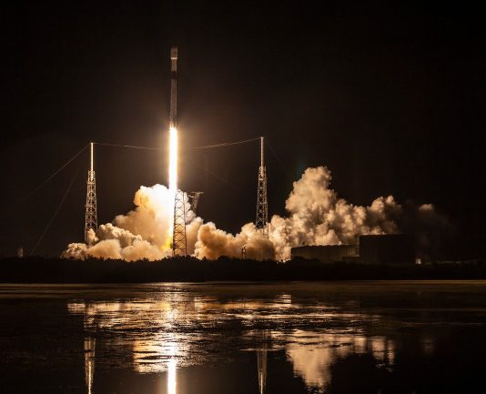 With more Starlink satellites, astronomers keep voicing concerns (Reports) With more Starlink satellites, astronomers keep voicing concerns (Reports)