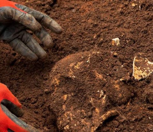 6,000 bodies exhumed in Burundi’s mass graves 6,000 bodies exhumed in Burundi's mass graves