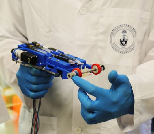 Researchers Engineer Handheld Bioprinter that Can Print Skin Researchers Engineer Handheld Bioprinter that Can Print Skin