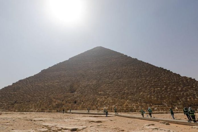 Egypt Deep Cleans Pyramids Emptied of Tourists, Report