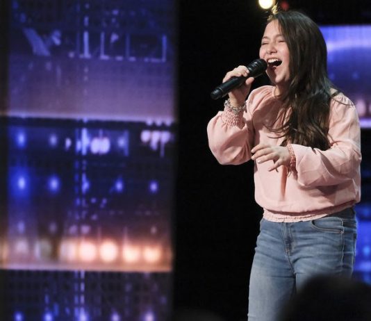 AGT: Canadian Roberta Battaglia’s incredible voice earns her the golden buzzer AGT: Canadian Roberta Battaglia's incredible voice earns her the golden buzzer