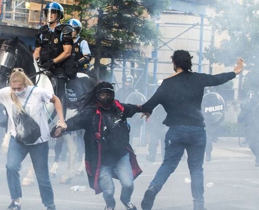 Rahul Dubey welcomed dozens of protesters into DC house as police ‘pinned’ them on street Rahul Dubey welcomed dozens of protesters into DC house as police 'pinned' them on street