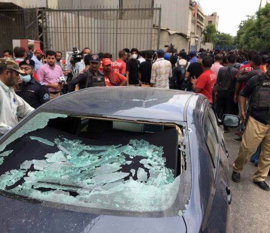 Six Killed In Attack On Pakistan Stock Exchange, Report Six Killed In Attack On Pakistan Stock Exchange, Report