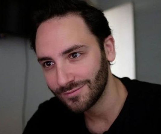 Byron ‘Reckful’ Bernstein, Popular Twitch Streamer, Dies at age 31 Byron 'Reckful' Bernstein, Popular Twitch Streamer, Dies at age 31