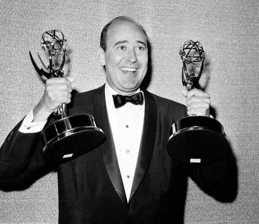Carl Reiner, beloved creator of ‘Dick Van Dyke Show,’ dies at age 98 Carl Reiner, beloved creator of 'Dick Van Dyke Show,' dies at age 98