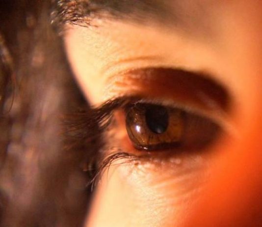 New Study: Long-wavelength light for 3 minutes a day could boost aging eyesight New Study: Long-wavelength light for 3 minutes a day could boost aging eyesight