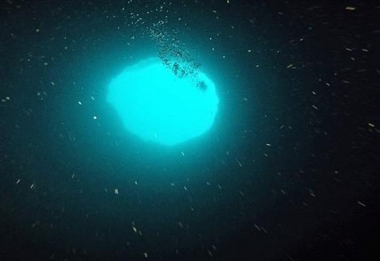 Researchers flock to mysterious ‘blue hole’ off Florida’s Gulf Coast Researchers flock to mysterious ‘blue hole’ off Florida’s Gulf Coast