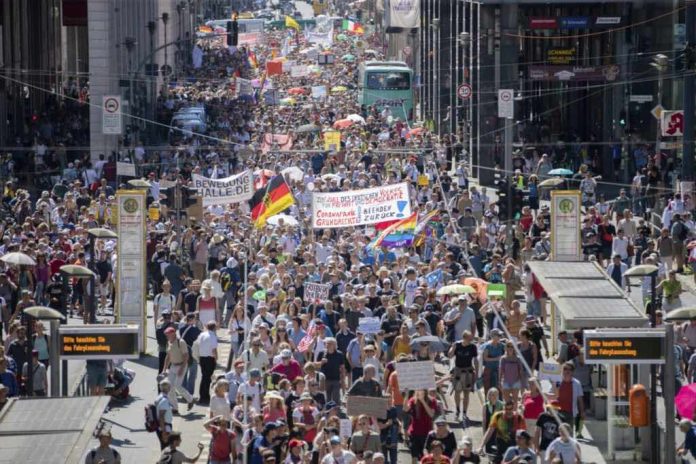 Berlin protest against coronavirus measures draws 20000, Report
