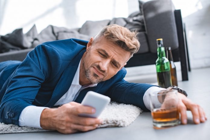 Smartphones can help manage drunkenness (New Study)