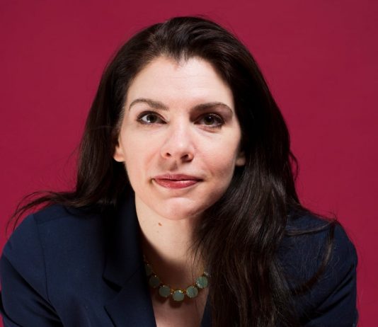 Stephenie Meyer says more ‘Twilight’ books are planned, Report Stephenie Meyer says more 'Twilight' books are planned, Report