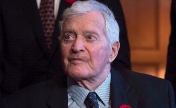 John Turner: Former Canadian prime minister dies at age 91 John Turner: Former Canadian prime minister dies at age 91