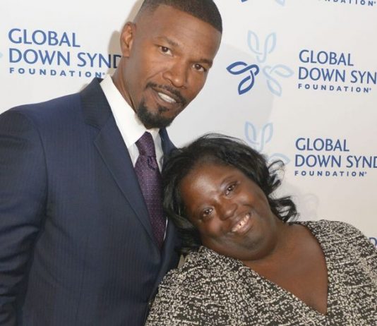 Jamie Foxx’s sister, DeOndra Dixon, has died at 36, Report Jamie Foxx's sister, DeOndra Dixon, has died at 36, Report