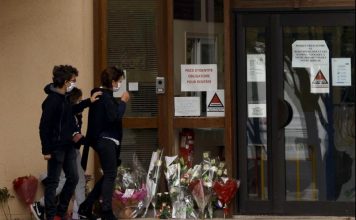 Police arrest nine after teacher beheaded in Paris suburb, Report Police arrest nine after teacher beheaded in Paris suburb, Report