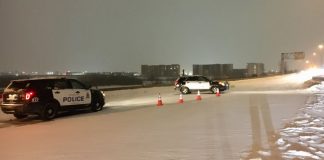Edmonton police officer injured, other driver dead after Whitemud hit-and-run, Report Edmonton police officer injured, other driver dead after Whitemud hit-and-run, Report