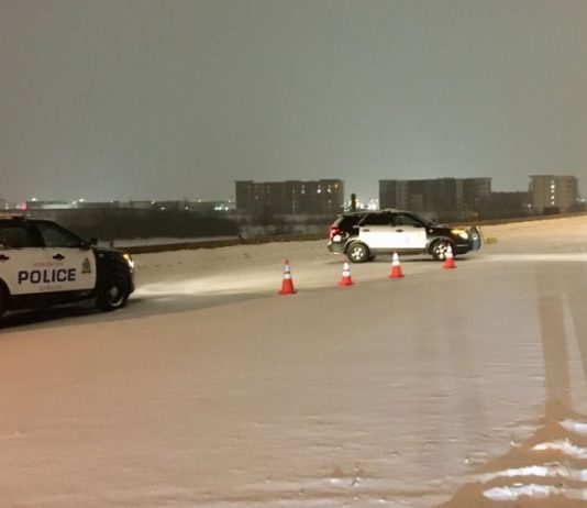 Edmonton police officer injured, other driver dead after Whitemud hit-and-run, Report Edmonton police officer injured, other driver dead after Whitemud hit-and-run, Report