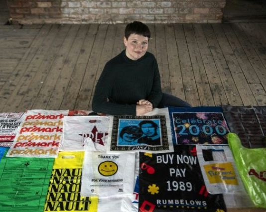Glasgow artist launches plastic bag museum (Photo) Glasgow artist launches plastic bag museum (Photo)