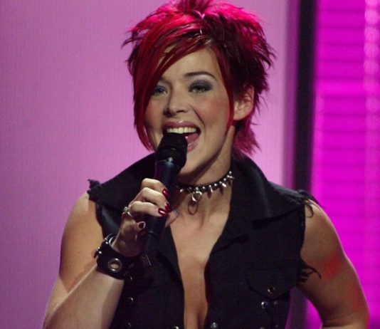 Nikki McKibbin death: Former American Idol finalist dies aged 42 Nikki McKibbin death: Former American Idol finalist dies aged 42