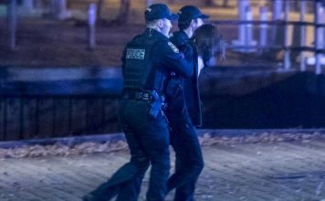 Quebec stabbings: Attacker with sword kills two, injures five Quebec stabbings: Attacker with sword kills two, injures five