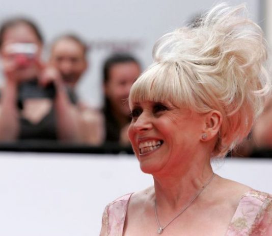 UK actress Barbara Windsor dies aged 83 UK actress Barbara Windsor dies aged 83