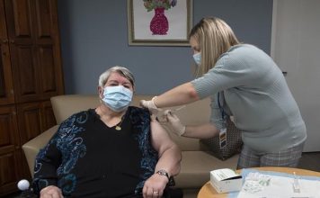 Coronavirus Canada Update: COVID-19 vaccination booking sites busy in Ontario regions