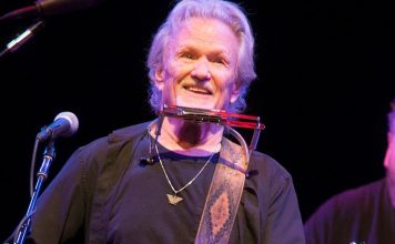 Country star Kris Kristofferson quietly bows out, Report Country star Kris Kristofferson quietly bows out, Report