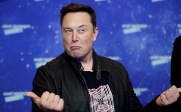 Elon Musk Just Surpassed Jeff Bezos as the Richest Man in the World, Report Elon Musk Just Surpassed Jeff Bezos as the Richest Man in the World, Report