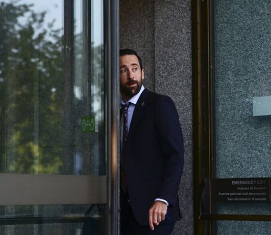 Erin O’Toole kicks out Derek Sloan from Conservative caucus, Report Erin O'Toole kicks out Derek Sloan from Conservative caucus, Report