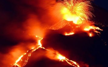 Italy’s Mount Etna erupts, turns into dangerous beauty (Video) Italy's Mount Etna erupts, turns into dangerous beauty (Video)