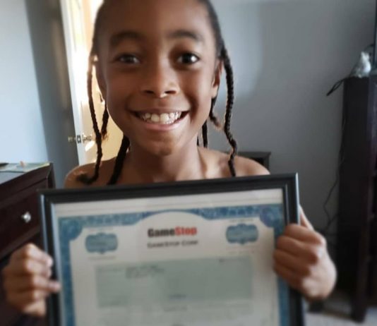 Jaydyn Carr: Texas boy, 10, cashes in his old GameStop shares for thousands Jaydyn Carr: Texas boy, 10, cashes in his old GameStop shares for thousands