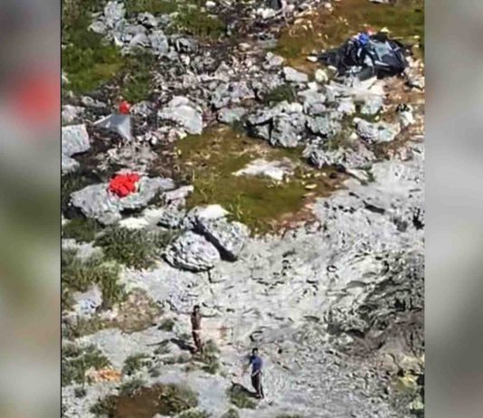 Coast Guard rescues three Cubans from deserted island where they lived off coconuts for 33 days Coast Guard rescues three Cubans from deserted island where they lived off coconuts for 33 days