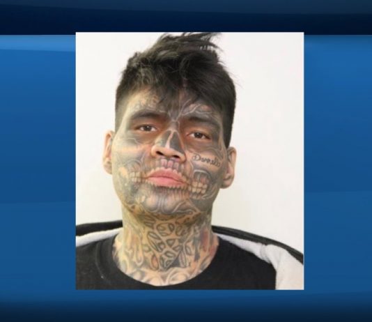 Edmonton police seek dangerous offender who removed ankle bracelet, Report Edmonton police seek dangerous offender who removed ankle bracelet, Report