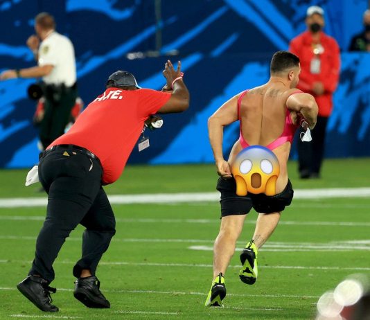 Kevin Harlan delivers hilarious call of Super Bowl 55 streaker: ‘Pull up your pants!’ (Video) Kevin Harlan delivers hilarious call of Super Bowl 55 streaker: 'Pull up your pants!' (Video)