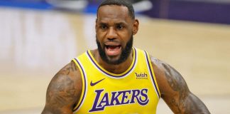 LeBron James Net Worth: Los Angeles Lakers star will surpass $1 billion in career earnings in 2021 LeBron James Net Worth: Los Angeles Lakers star will surpass $1 billion in career earnings in 2021