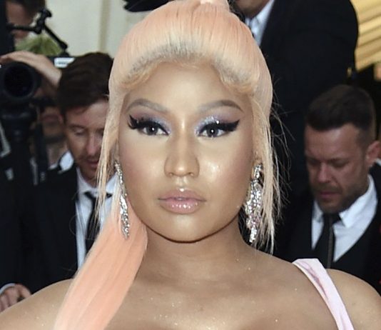 Nicki Minaj’s Father Robert Maraj Killed in Hit-and-Run Accident in Long Island, police say Nicki Minaj's Father Robert Maraj Killed in Hit-and-Run Accident in Long Island, police say