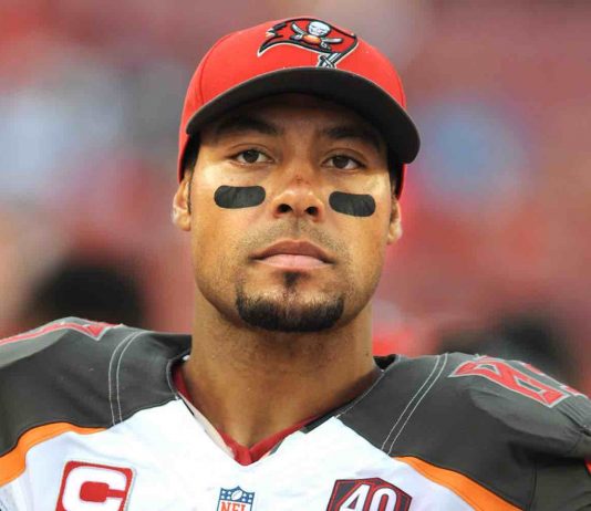 Vincent Jackson cause of death: Ex-NFL WR found dead in Florida hotel room Vincent Jackson cause of death: Ex-NFL WR found dead in Florida hotel room