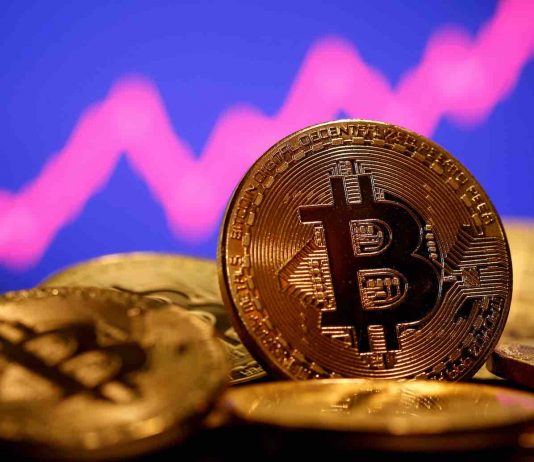 Bitcoin hits record high, trades as high as $59,755 on Saturday (Report) Bitcoin hits record high, trades as high as $59,755 on Saturday (Report)