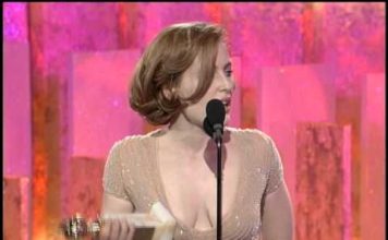 Gillian Anderson won her first Golden Globe in 24 years, Report Gillian Anderson won her first Golden Globe in 24 years, Report